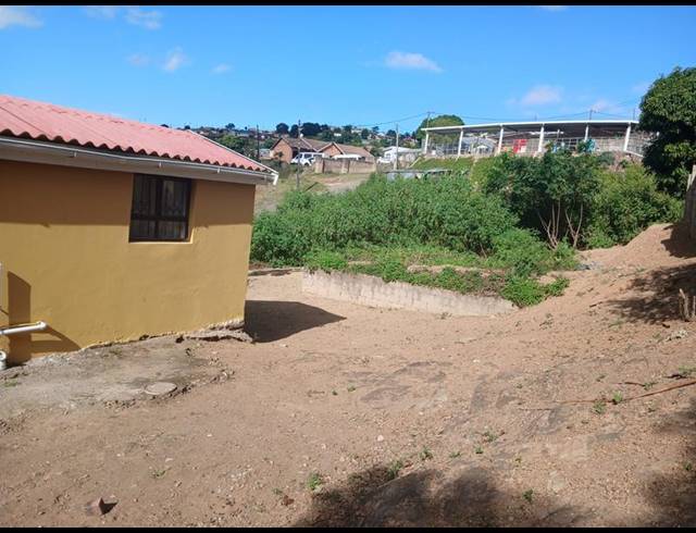 2 BEDROOM HOUSE FOR SALE IN UMLAZI G